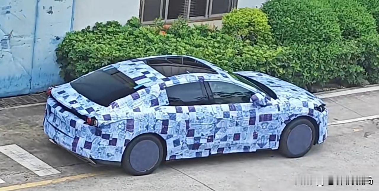 听说今年上半年先别急着买车？这话现在听着，可能还真有点道理。尤其你看完比