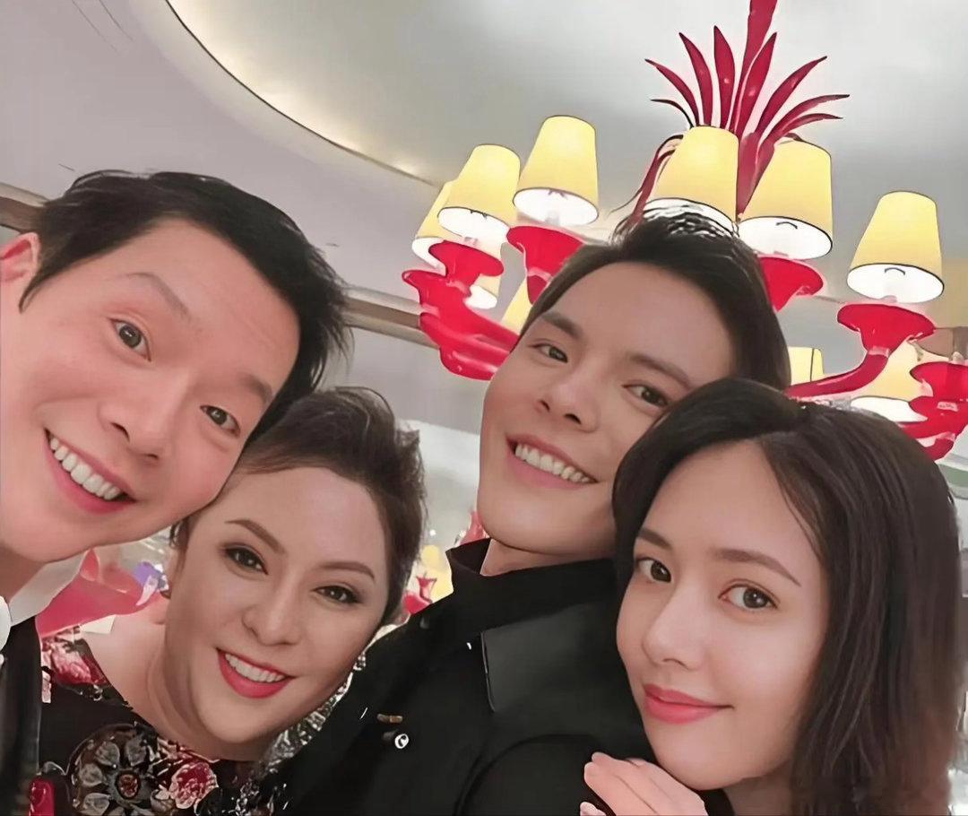 原来，郭碧婷如此深爱向佐，真的是意想不到！向太眼光太毒辣了，她不是娶了郭碧婷，而