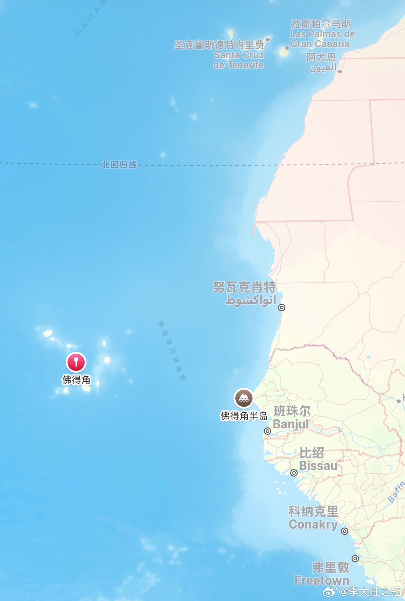 现在总说14亿人口，找不出11个人能踢球的。这句话的潜台词是，需要在全国