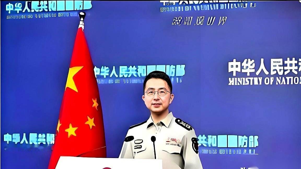 1月16号，国防部那场发布会，信息量有点猛。话筒前，发言人没一句铺垫，直接把一