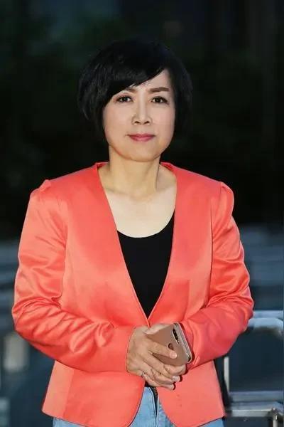 最近黄智贤引起热议说到黄智贤，我不得不再提两个人，“陈挥文、彭文正”。我为什