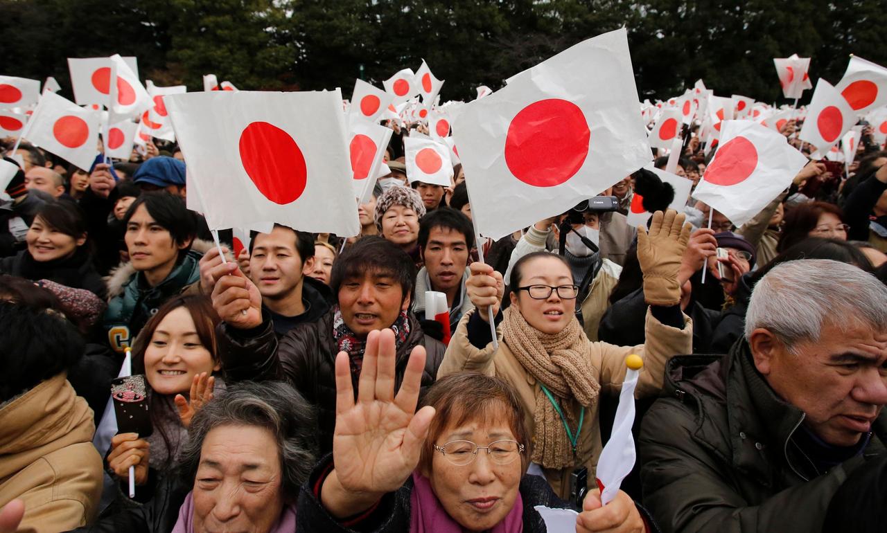 在日本工作的朋友回国，说了一句大实话：现在最慌的根本不是日本人，而是那几十万把家