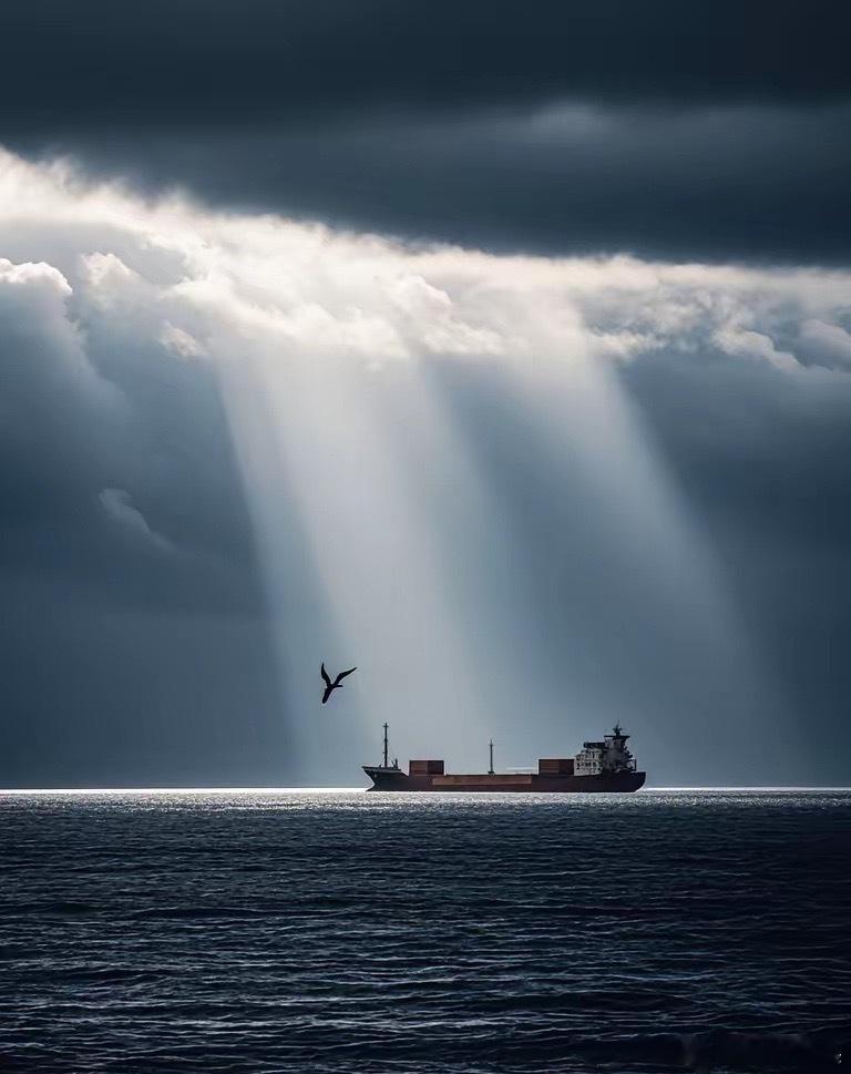 最顶级的成功秘诀，只有一条！第一：相信自己信自己能做成事，信自己能扛住事。不怀疑