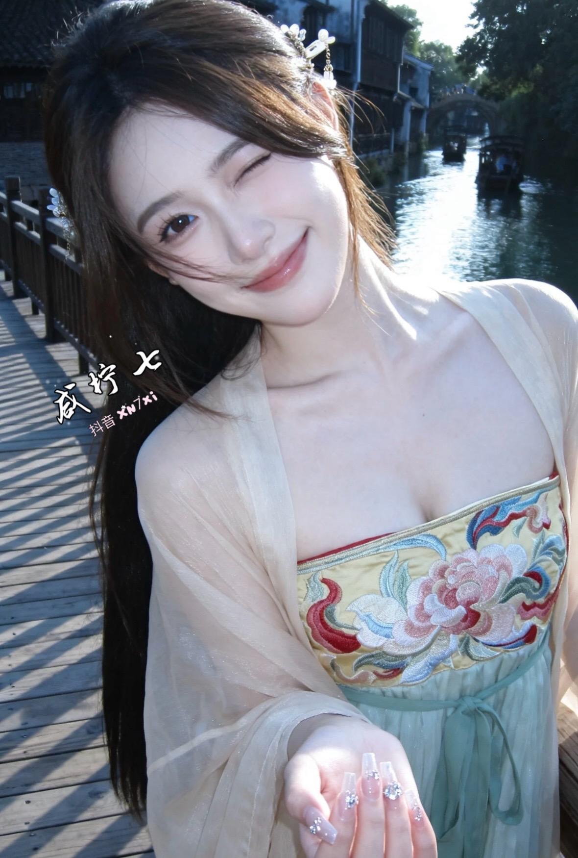 汉服美女御姐辣妹热门