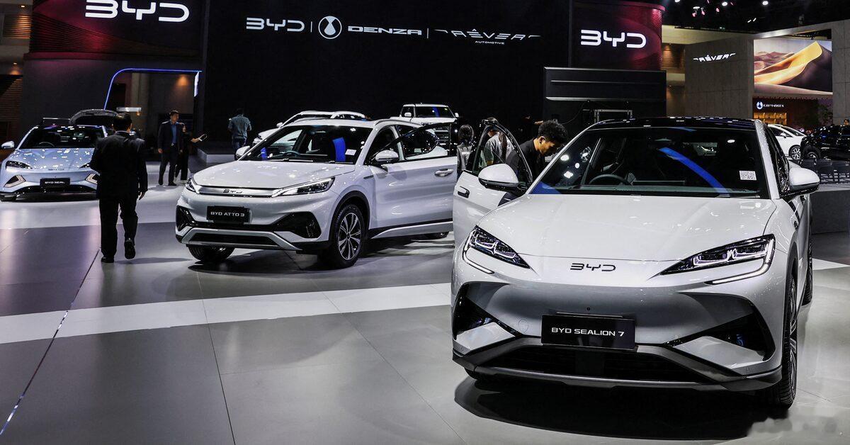 比亚迪明年底要将欧洲销售网络规模扩大一倍比亚迪欧洲地区负责人透露，“到2025年