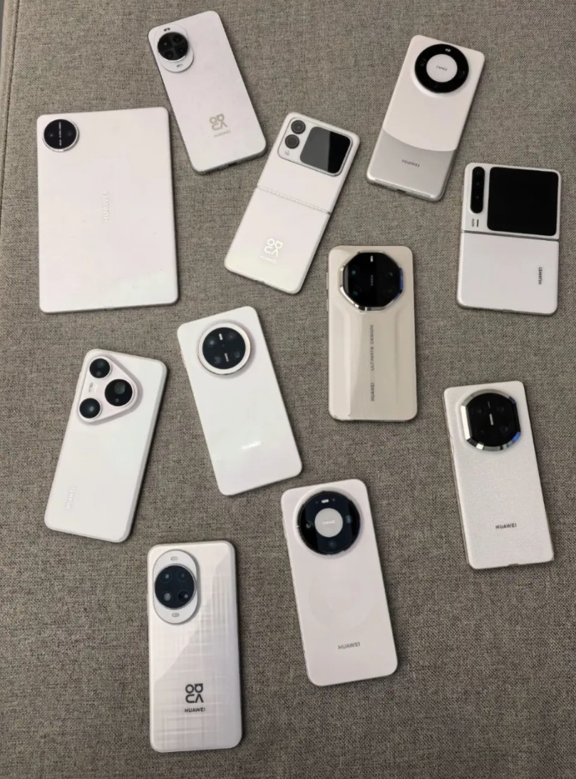 华为白色的手机出了这么多，大家觉得哪款最好看？我提名两个——华为Mate40