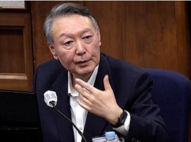 李在明这次想要一举摁死尹锡悦的计划可能要落空，因为在韩国法院宣布完尹锡悦的三大罪