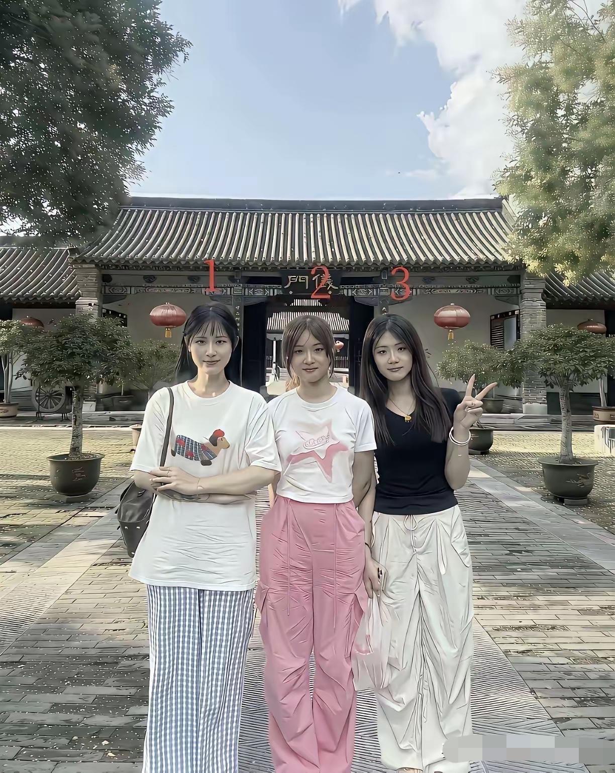 三个当中，你看上了谁，你会选择哪一个心仪的女生做女朋友？