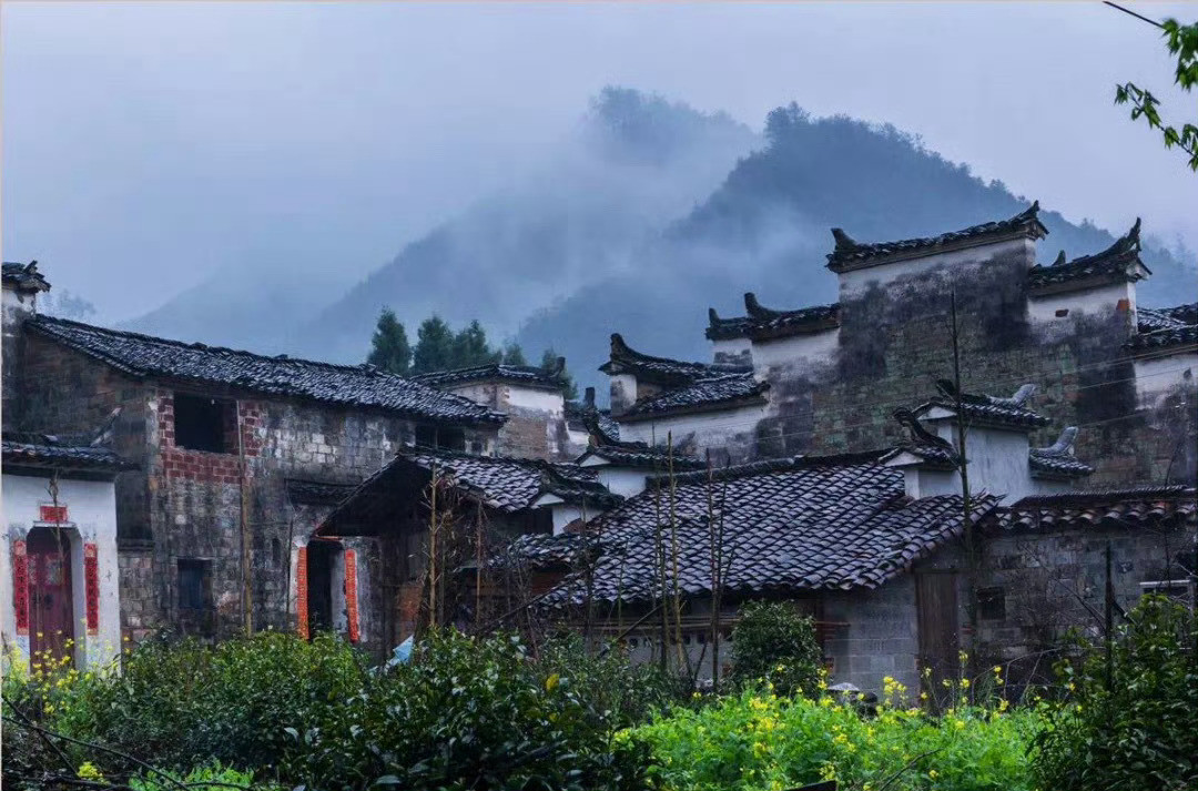 江西·瑶里古镇这里没有太多游人，有的是安安静静的徽派老建