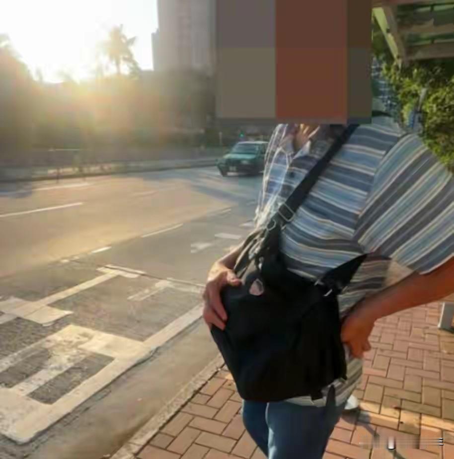 女人啊女人，你要我们男人怎么办？近日看到，香港一位女士发帖，称遭到一位老伯