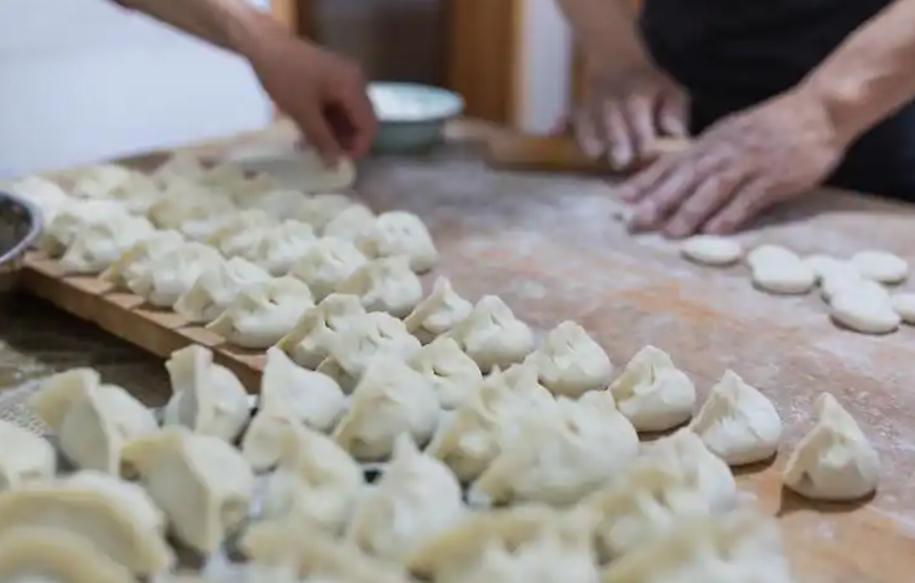 一家三口长期吃自制饺子，全都确诊胰腺癌，妻子痛哭：是我错了？以前不懂：不少家庭