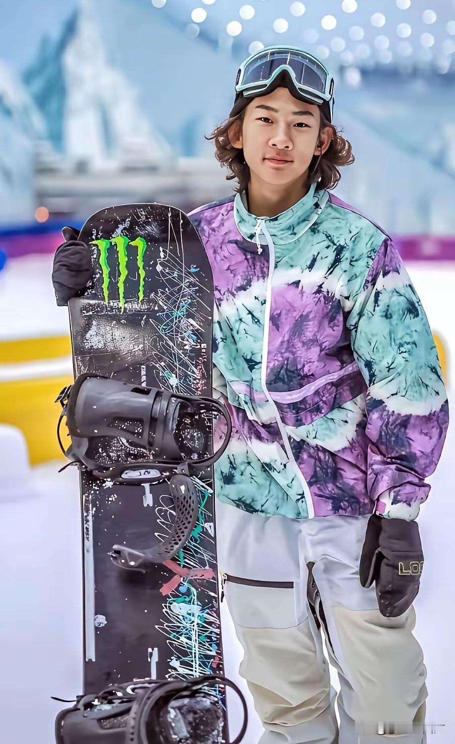 国际雪联单板及自由式滑雪大跳台世界杯北京站昨天在首钢滑雪大跳台结束了单板滑雪项目