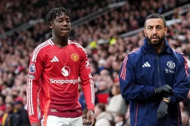 搞不懂卡里克，曼联四连胜还是对阵强队为什么要改阵容。即使说保级队打法不一样，不是