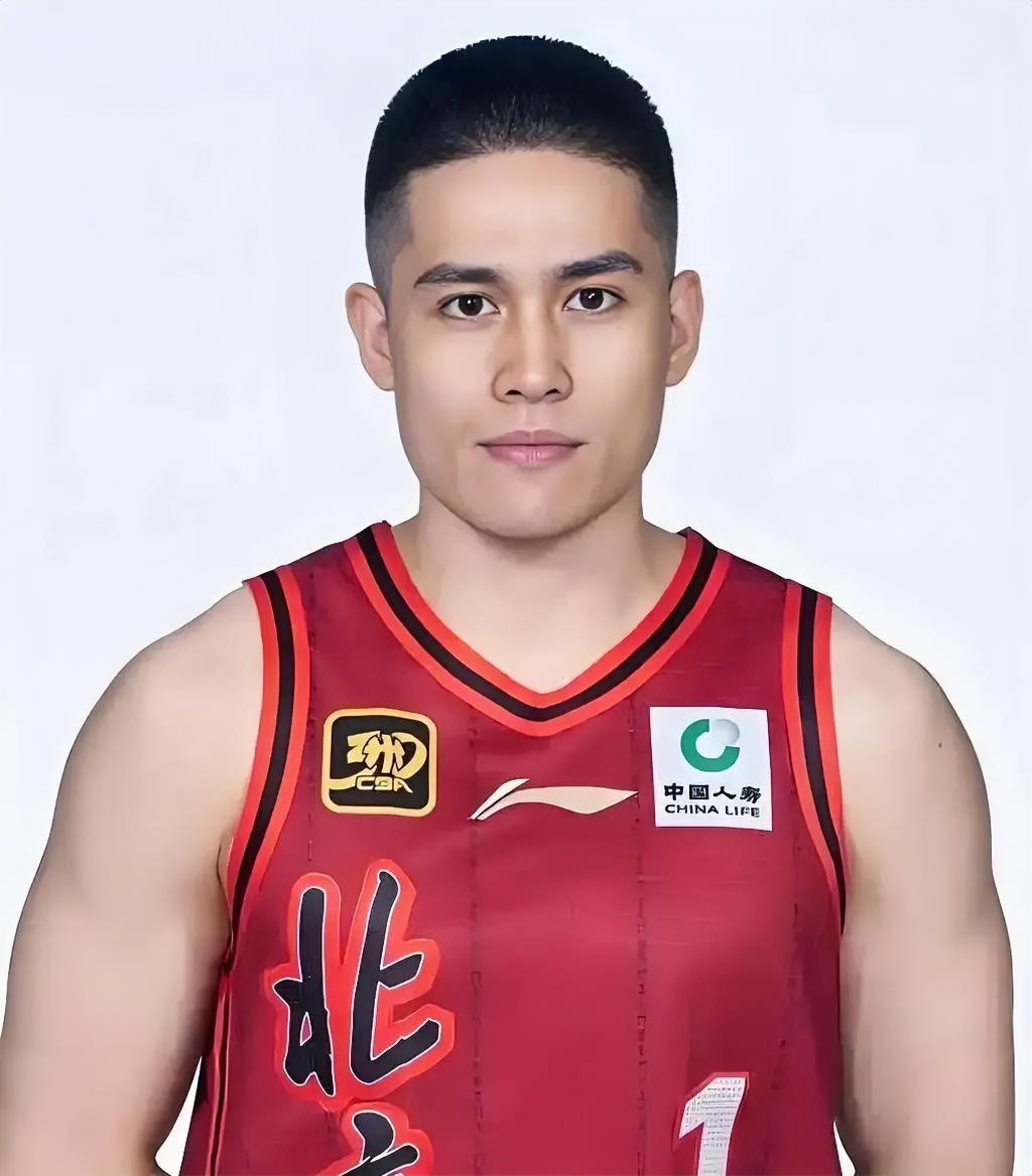 太欺负人！北京大胜105-86天津，这3位本土球员为赢球立功了！1.翟晓川，