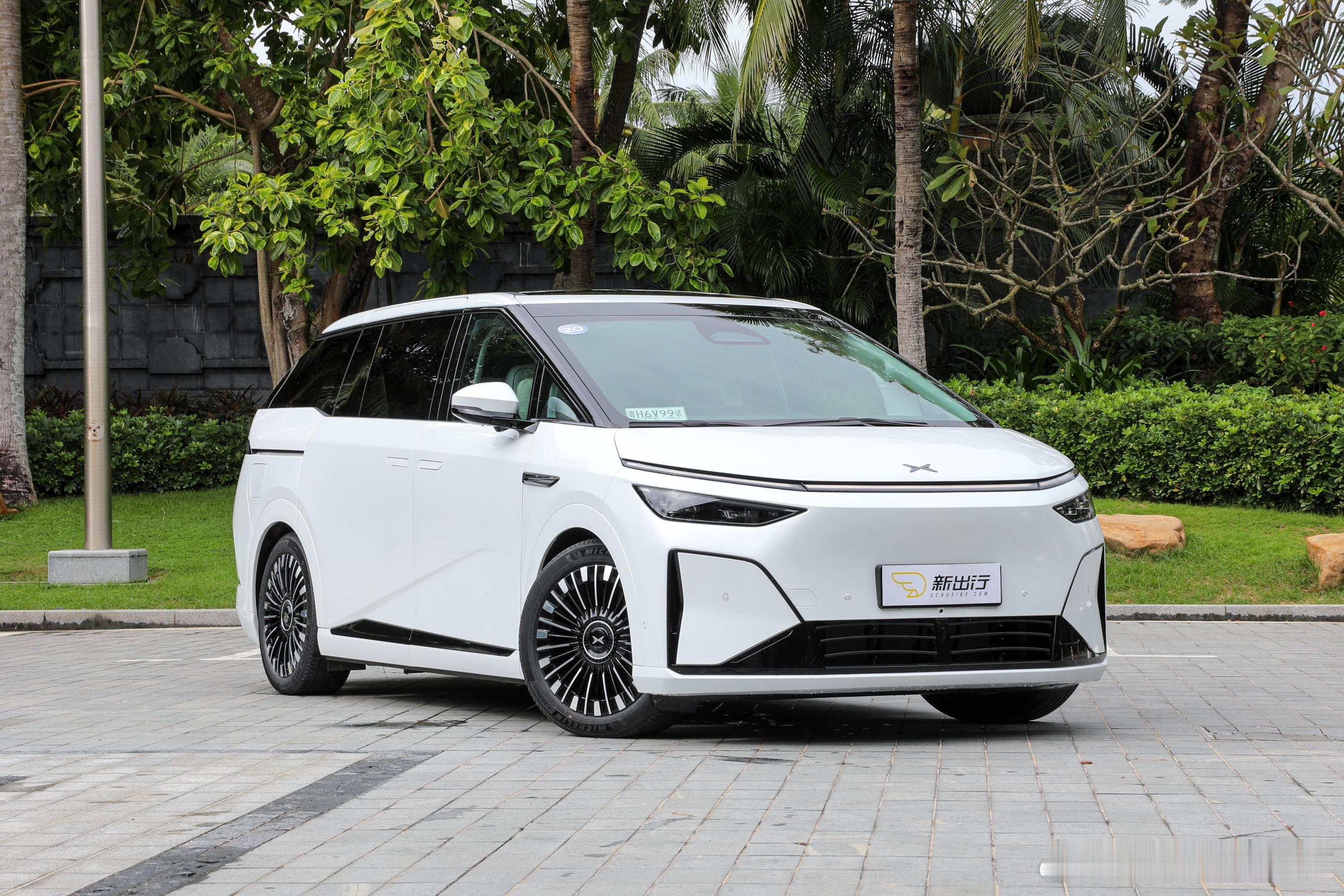 看了下今年广州车展的邀请，现在车企重磅产品首发确实会刻意避开下车展，所以今年广州