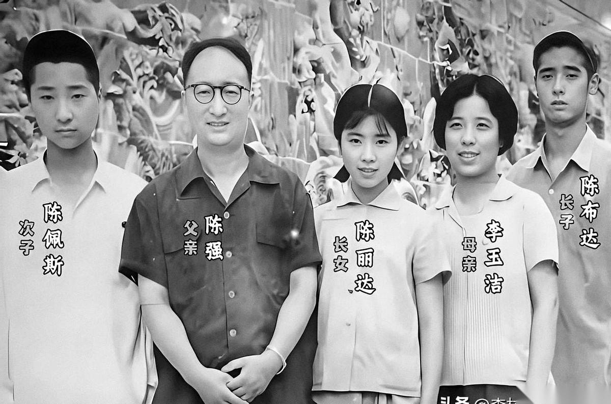 我勒个去，陈佩斯他爸也太浪漫了吧？！谁能想到，“布达佩斯”这四个字，竟然是陈佩斯