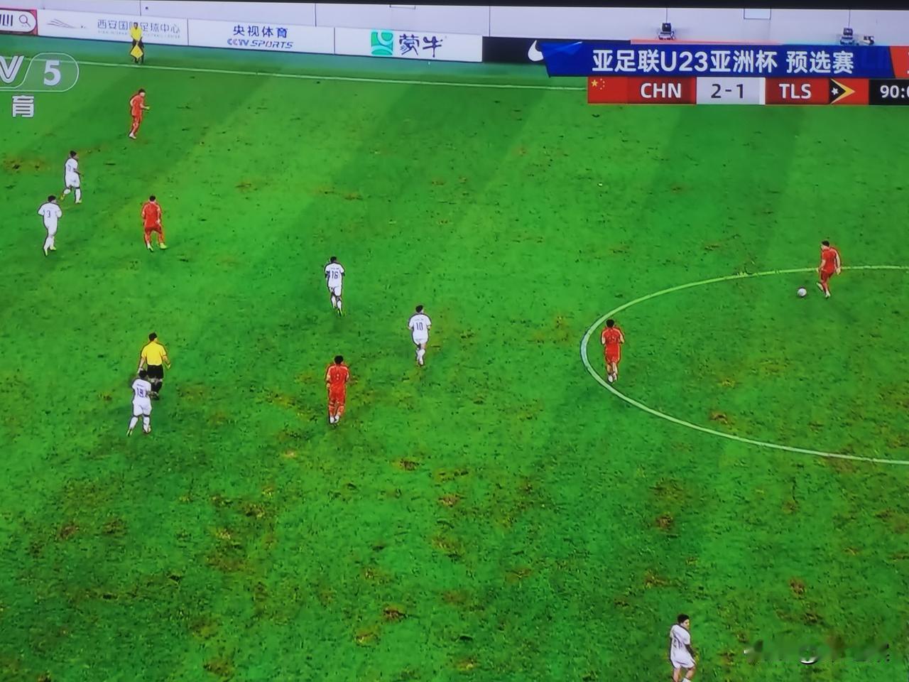 中国U23队主场以2:1，惊险战胜赛前被认为鱼腩的东帝汶队。三个印象:一是不要对