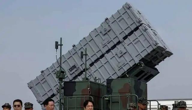 为啥美国敢向台湾提供导弹,而中国却不敢给胡塞武装递一颗子弹?其实,中国不提供武器