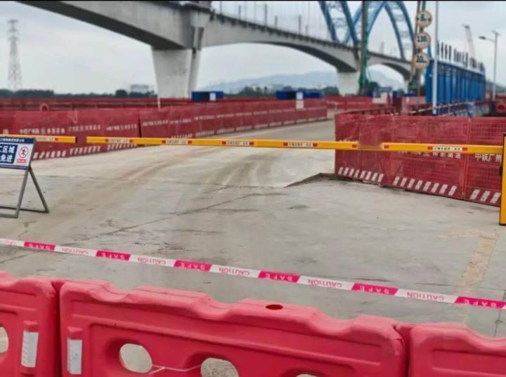 西江水寒，五条生命瞬间消逝，这恐怕是2024年岁末最让人感到窒息的消息。12月1