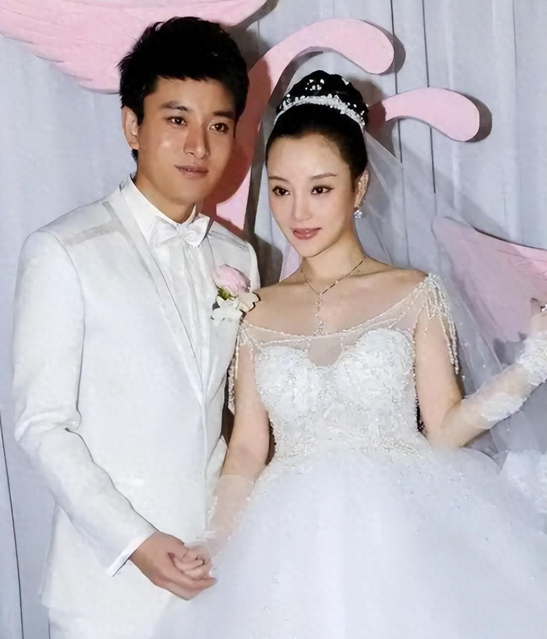 李小璐二胎风波：娱乐圈这出大戏，到底咋收场？家人们谁懂啊！娱乐圈的瓜就像那爆米
