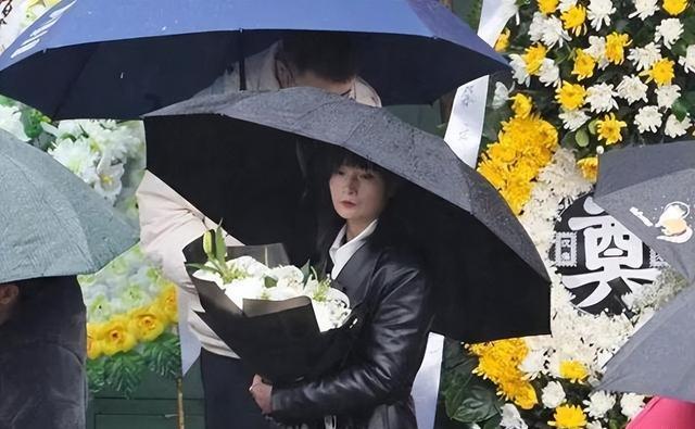 宗庆后溘然长逝，商界震动。这位白手起家的娃哈哈创始人，用一生书写了中国民营企业的