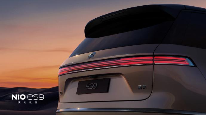 蔚来发布了全新旗舰SUVES9的官图，结合官图来说几个亮点，顺带聊聊售价和上市