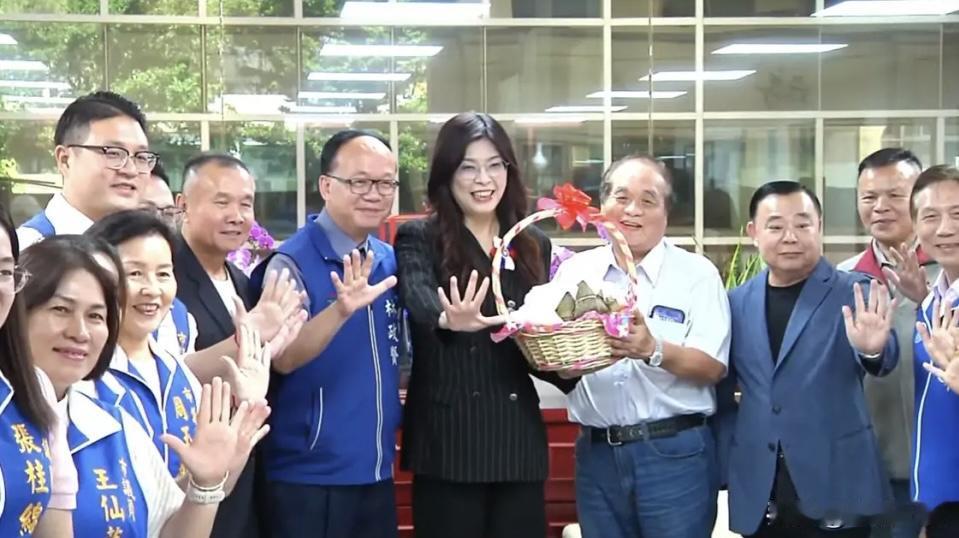 国民党主席选举杀疯了！投票前3天，郑丽文直接拿下桃园议会半壁江山，近20位议