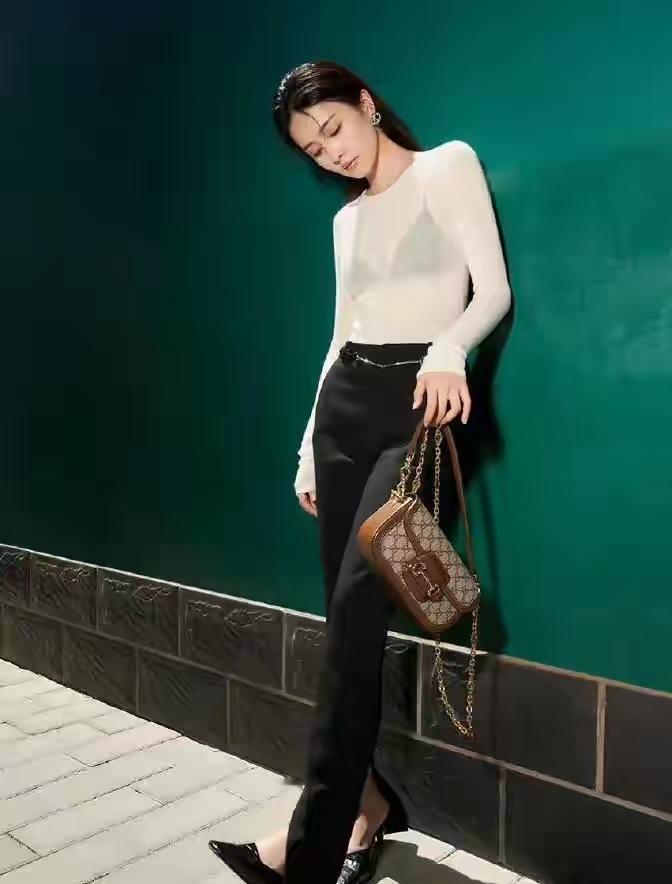 白鹿，你怎么也这样穿衣服了！是被资本方要求的吗？