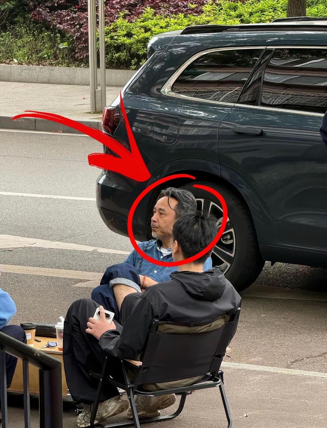 汪涵老师头发也白了