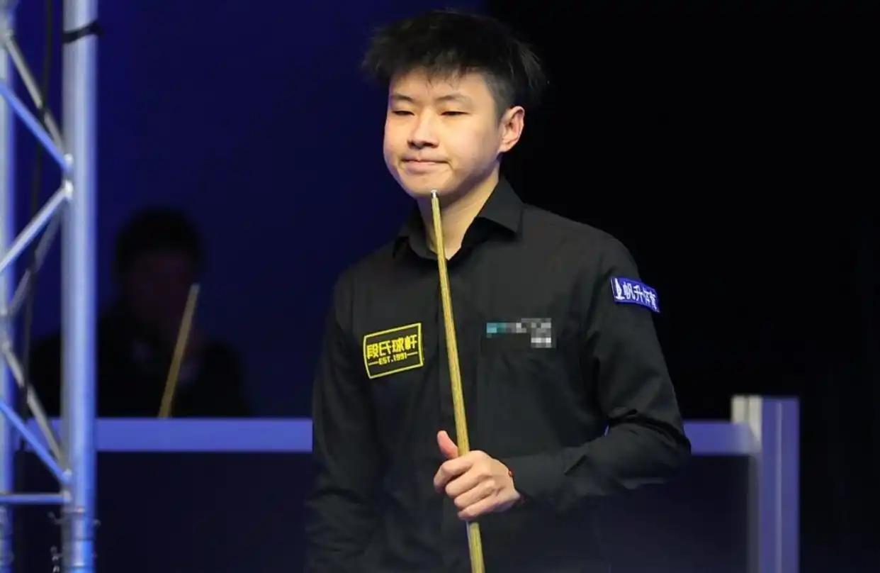 斯诺克冠军联赛第6小组比赛结束，吴宜泽在最终决赛3-1击败赵心童，拿到本组唯一晋