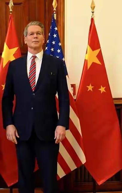 可以看得出来，美国财长贝森特还是很傲慢的。在西班牙马德里经贸会谈第一轮结束时