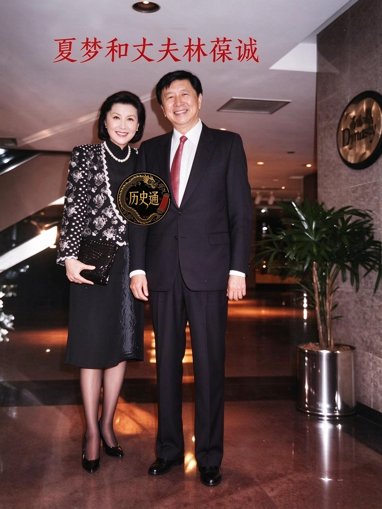 她是金庸口中的“西施”，是导演岑范终身不娶的遗憾，却把一生交给了名不见经传的纺织