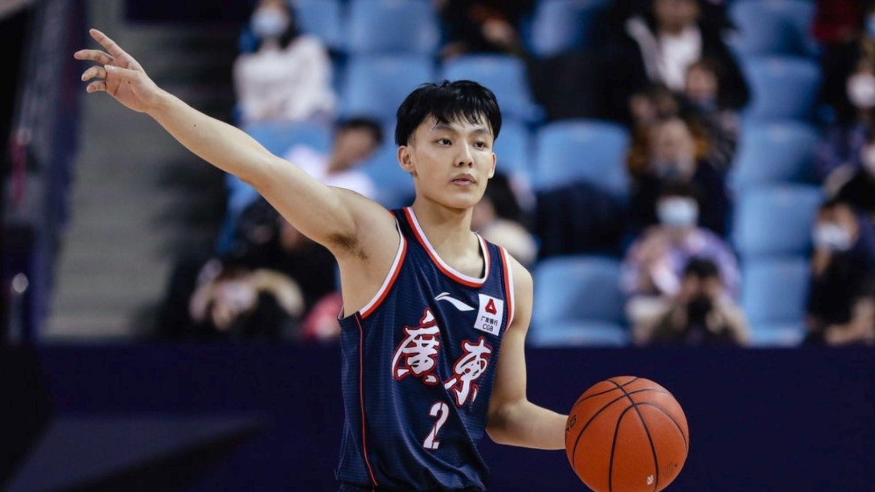 广东输南京！阿祖布克获得新称号，徐杰16分，广东男篮或申诉