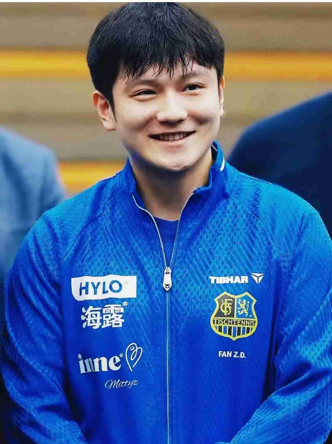 3月31日《东方体育日报》的一篇采访，把球迷都看精神了！施之皓在镜头前直接放