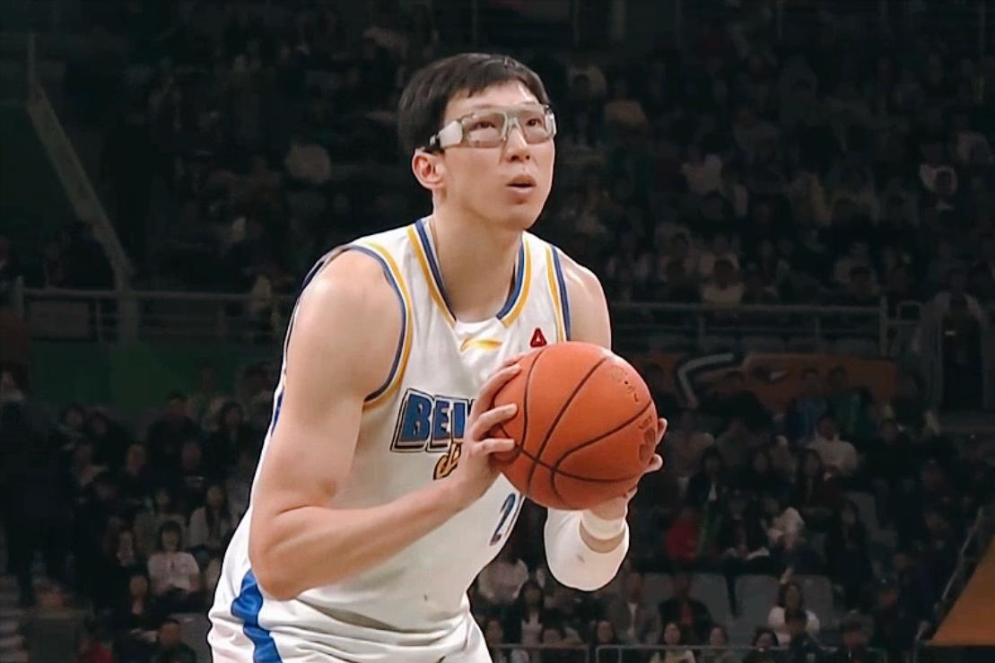 别瞎黑周琦了行不行！京辽大战里，他的作用不能因罚球被抹掉。京辽大战的功都记在