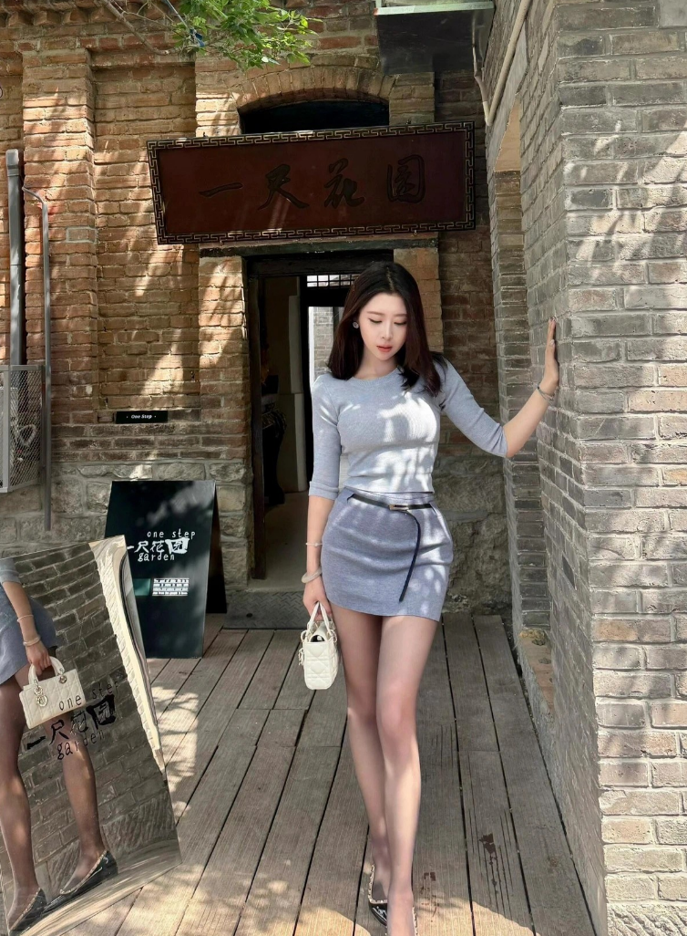 试试看盯着我的眼睛3秒，不心动算我输💘