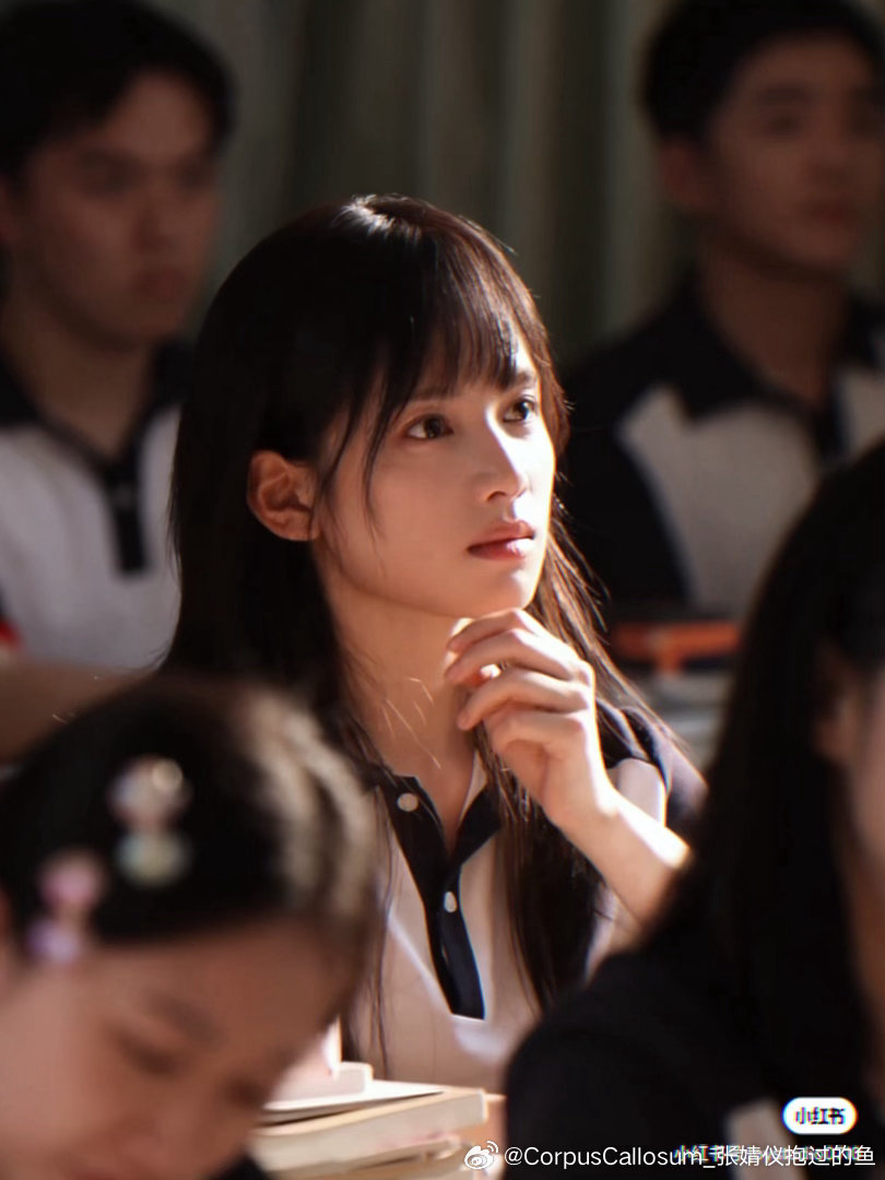张婧仪张婧仪苗靖张婧仪野狗骨头算啦，和你们这群不喜欢学姐的人说不清～