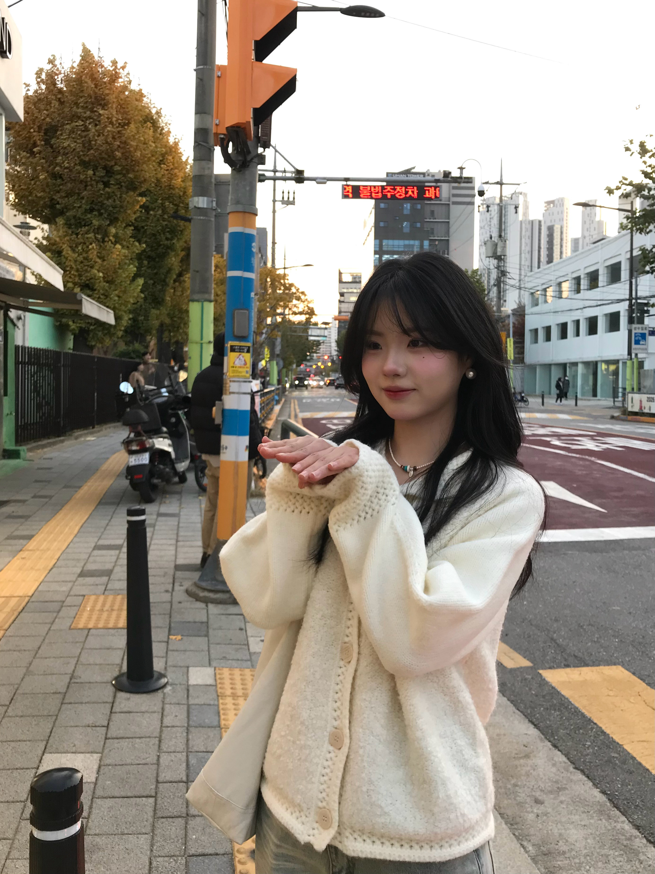 对今日妆容非常满意之🤓