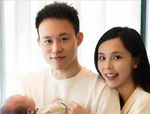 官宣，全红婵好友正式退出，组合解散，安置曝光，另一好友或将离队中国跳水队关于全