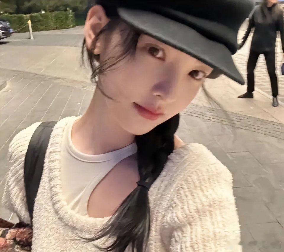 若楠日常碎片～☘️#章若楠想把你和时间藏起来#​