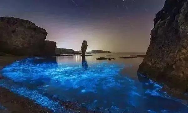真正灵性高的人，内心纯粹，身上有纯净超凡的气场，仿佛蕴含天地能量。心无杂念，专注