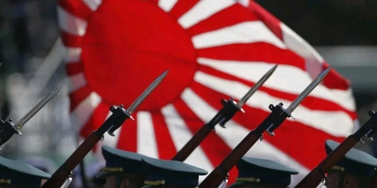 日本刚部署千公里导弹，中俄联手亮底牌！军国主义死灰复燃？2025年8月，日本突