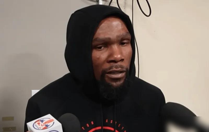 杜兰特单场11分创赛季新低，火箭遭掘金36分血洗。掘金只要杜兰特持球，立刻派