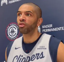 尼古拉斯-巴图姆在今天接受了采访，谈到了克里斯-保罗。巴图姆说道：“事情发生的