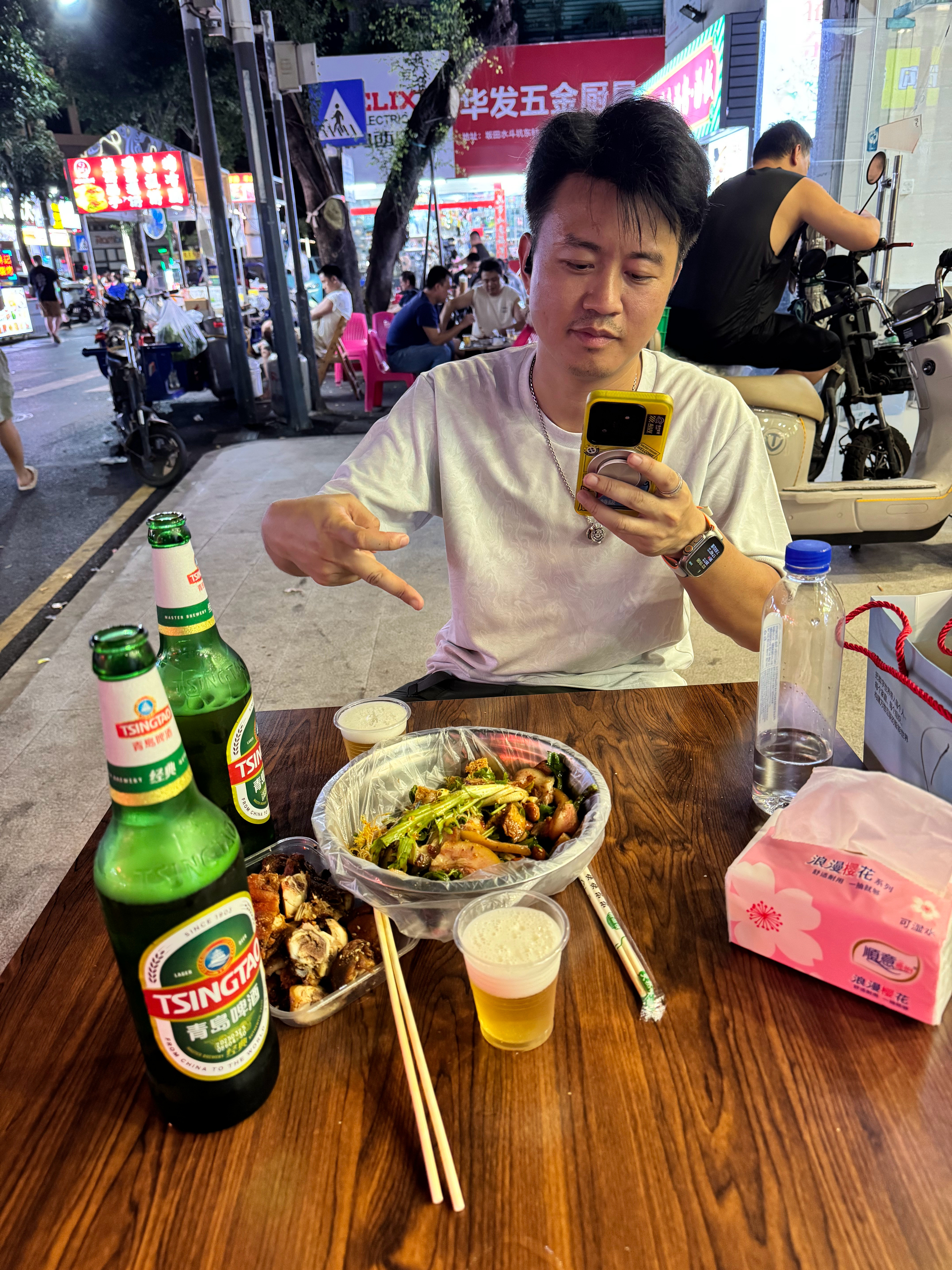 今天走路8公里太累了，奖励下自己​​​
