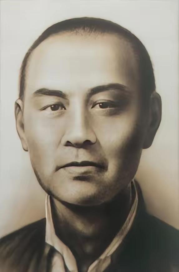 1938年7月，国军少将张岚峰率部投日。不久后他的弟弟张俊峰和日军发生纠纷，被日