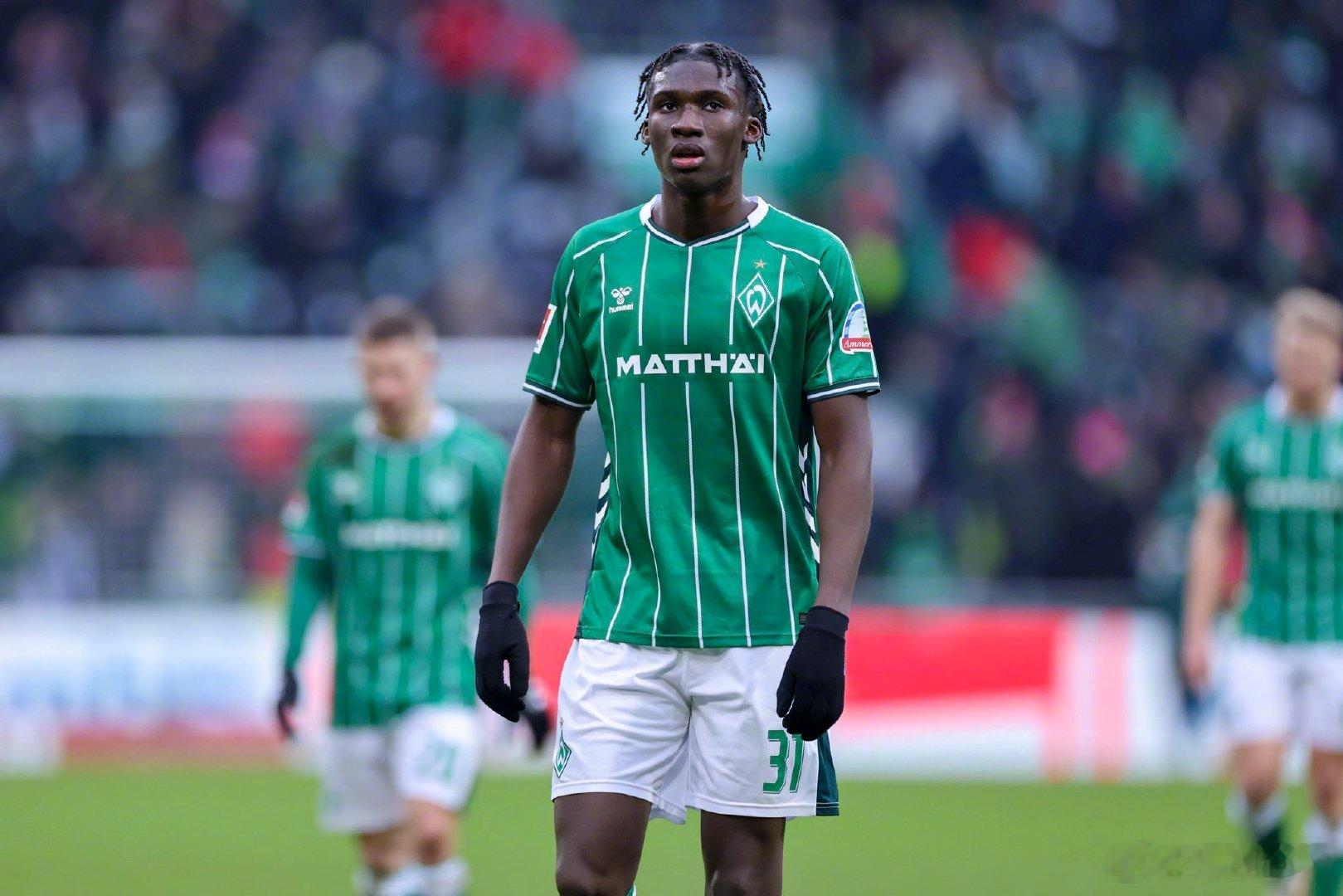 【库利巴利家族又一新星】德国天空体育：切尔西加入不莱梅后卫库利巴利（Karim