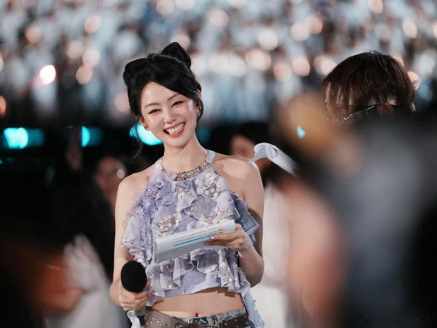 #冯禧#重庆妹娃真的乖，看得人心情好好，因为一个人爱上一座城​