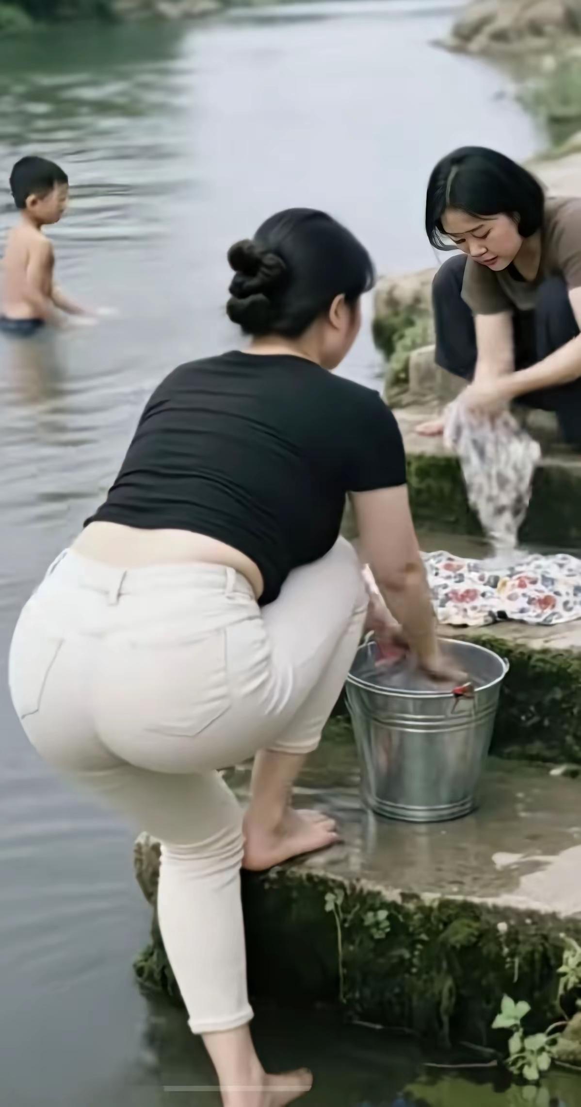 相信不相信，过去很多行业为什么没有女职工，完全是因为女人的生理和体力有关系。比如