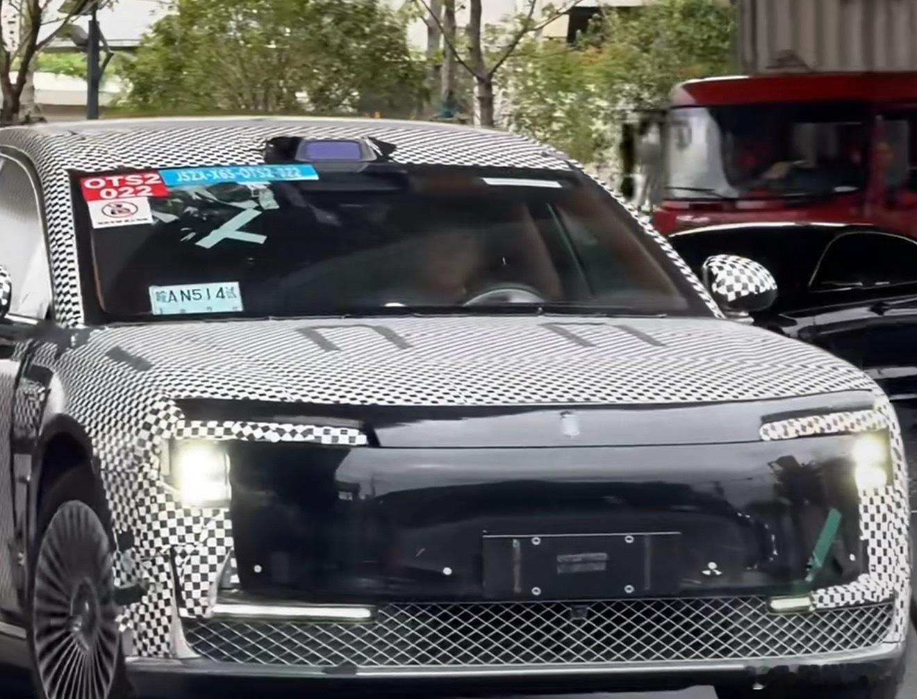 尊界s800又在测试什么[doge]还是说又要有新款了​​​
